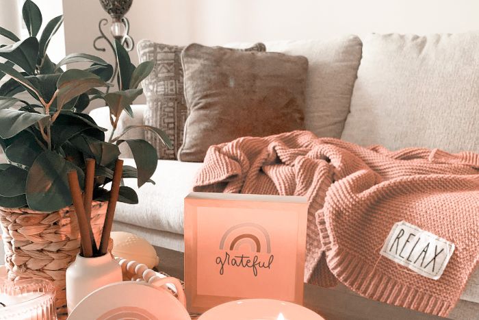 Get cozy - winter blanket throws