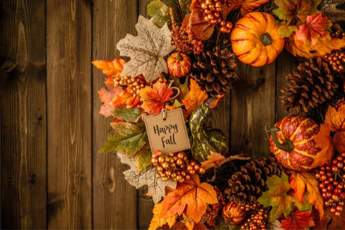 fall-outdoor-wreaths