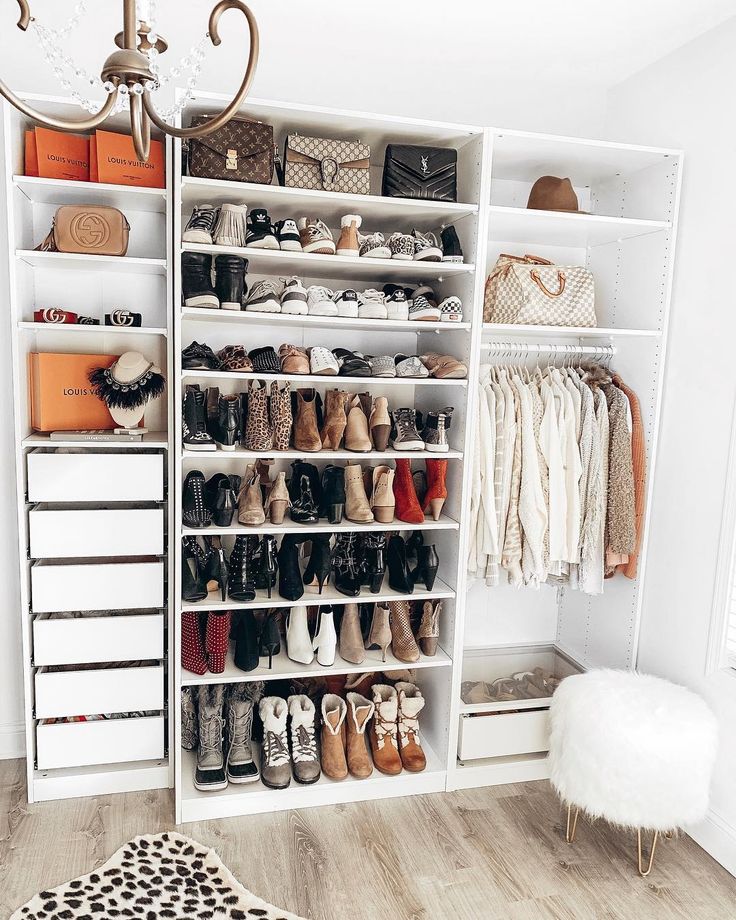 jenagreen920-closet-instagram