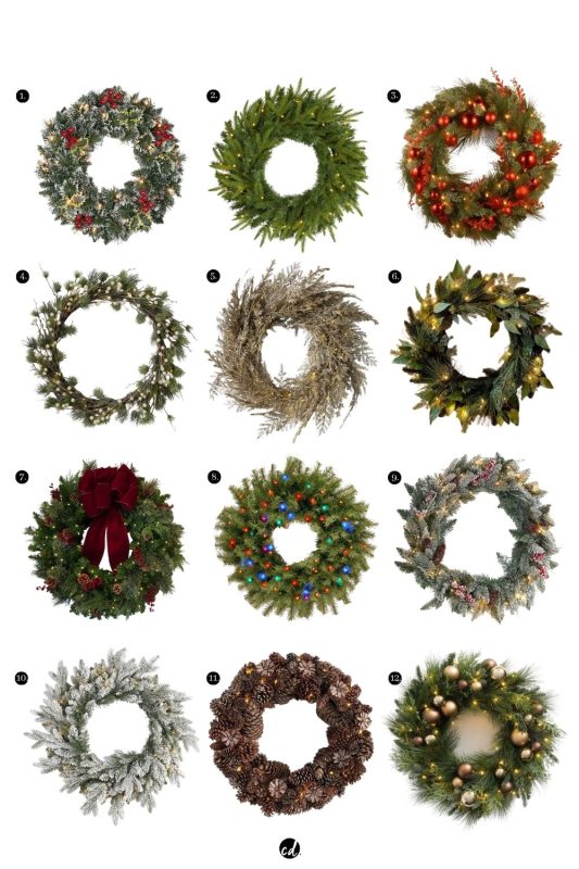 christmas-wreath-lighted